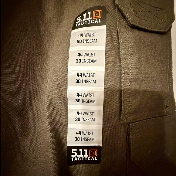 5.11 Tactical Green Cargo Pants - Picture 2 of 3